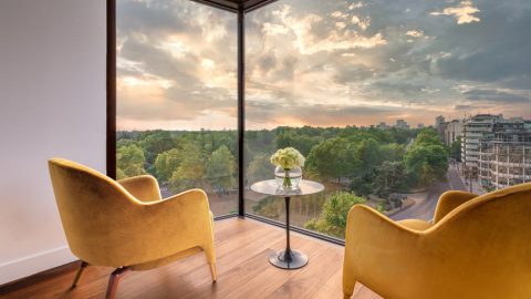 View Full Details for Four Seasons Hotel Park Lane, Hamilton Place, London